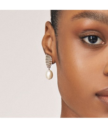 Sunray Pearl Studs - Silver suggérées chez