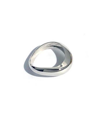 Curve Ring - Medium - Silver sur le site 