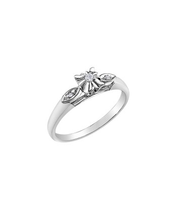 White Gold Round Diamond Engagement Ring rembourrage situé sous