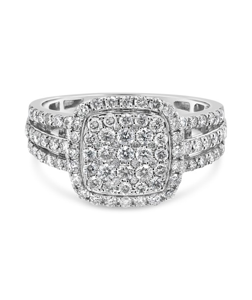 1.00CT T.W. Cushion Style Cluster Engagement Ring l'évolution des habitudes 